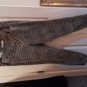 TORRID leopard print JEGGINGS 22 reg